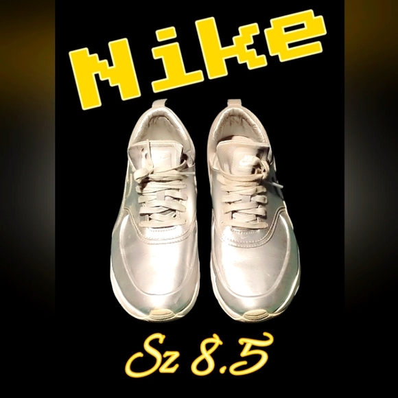 Nike Air Max Thea 8.5 - Picture 1 of 8